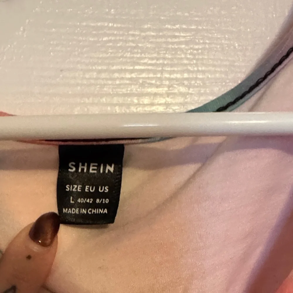 SHEIN Pink and Blue Graphic Tank Top - Picture 2 of 2